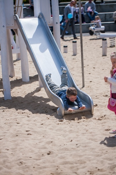 Lars Laj Çocuk Oyun Parkları, Slaytlar