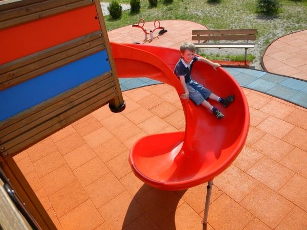 Lars Laj Güvenli yüzeyler, Kauçuk karolar